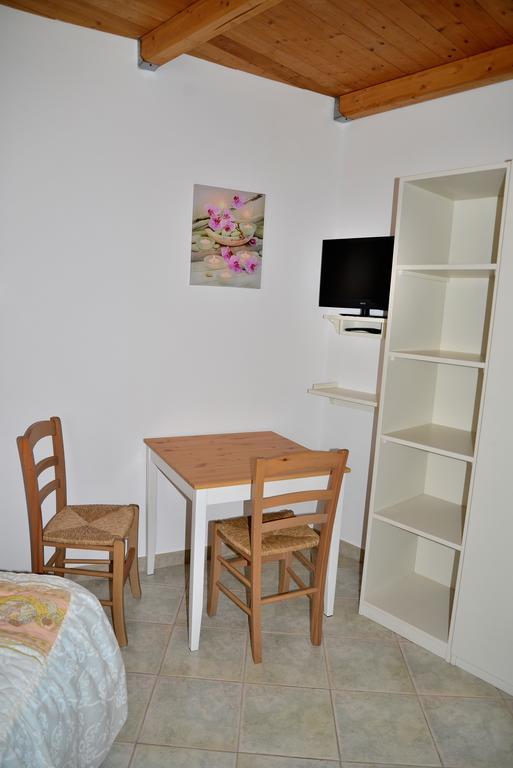 B&B S'Incontru Galtellì Екстериор снимка