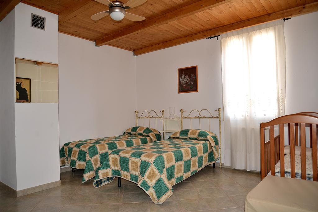 B&B S'Incontru Galtellì Екстериор снимка